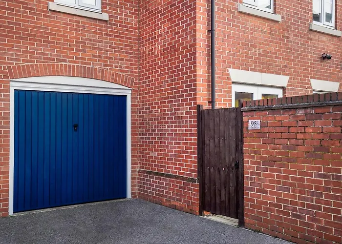 Entire House In Ipswich
